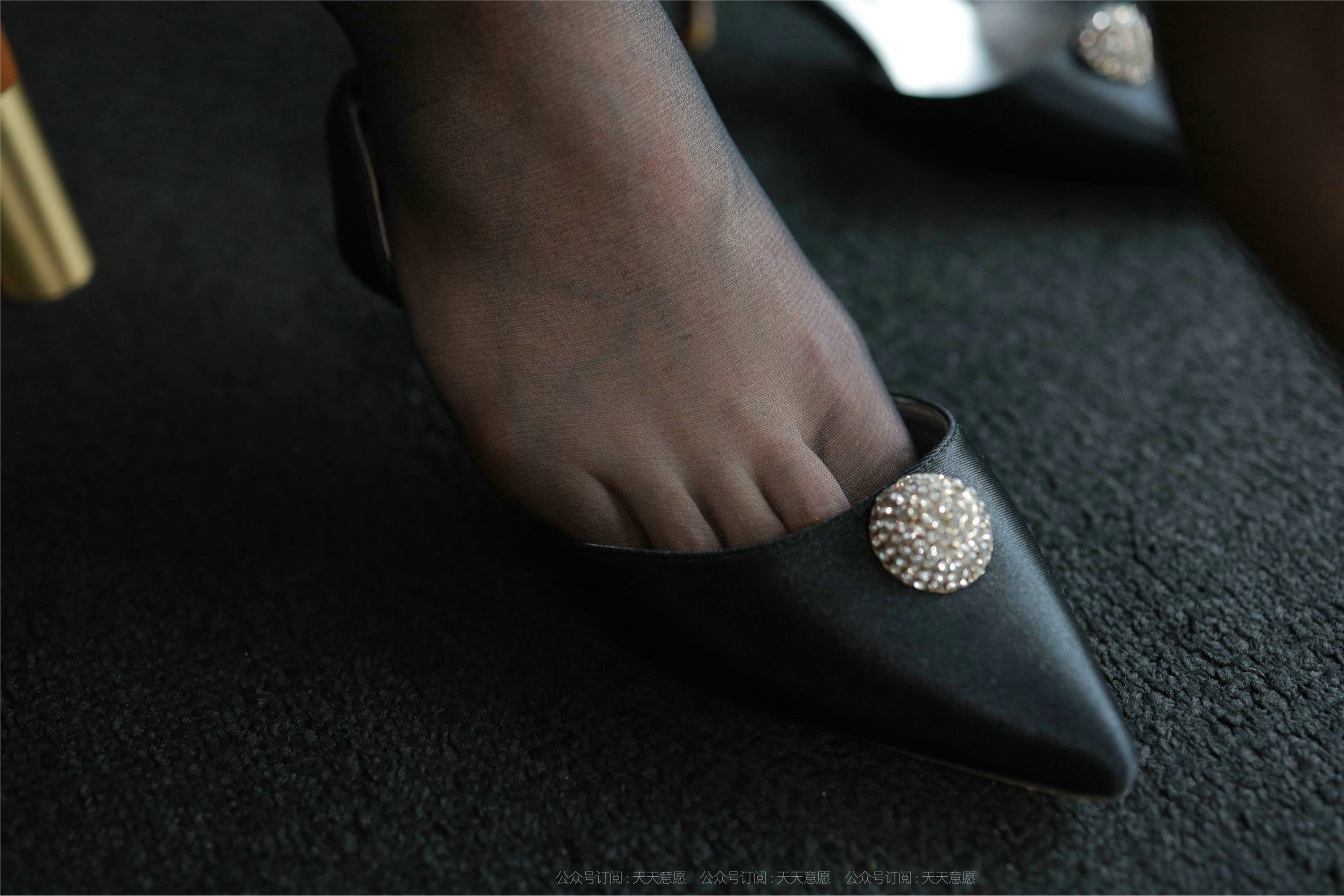 IESS异思趣向  2021.08.24 丝享家899：秋秋《企划部OL美女》